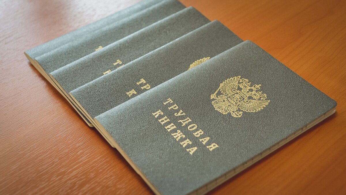     В Нижегородской области во втором квартале 2023 года численность выбывших работников превысила количество принятых в штат на 12,3 тысячи человек. Об этом свидетельствуют данные Нижегородстата.