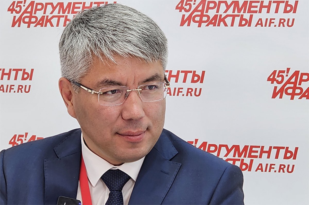    Глава Бурятии Алексей Цыденов.