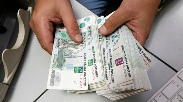 Определенная сумма денег - поможет вам не купить лишнего.