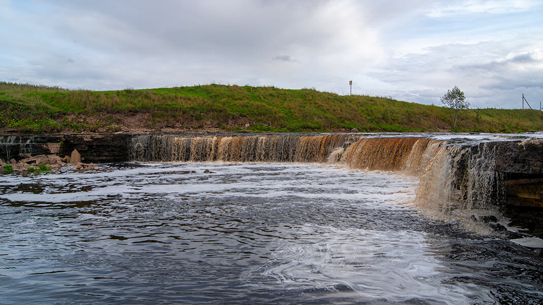 Тосненский водопад в ленинградской области фото