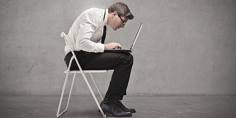 Физические нагрузки и растяжка: поддержание жизнеспособности при сидячем образе