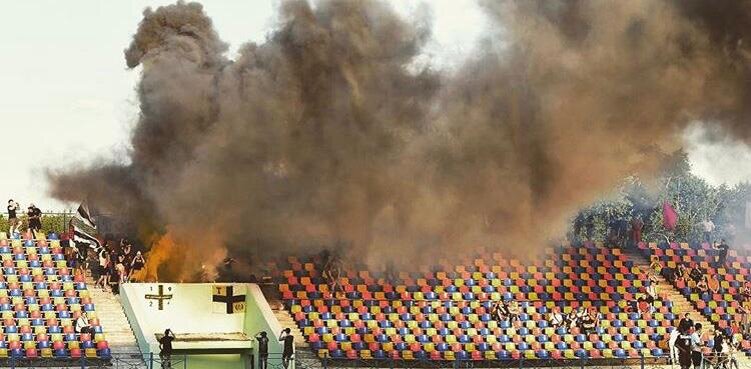 Это будни на стадионе Люберецкого Торпедо в первенстве московской области, на этом матче даже удалось побывать