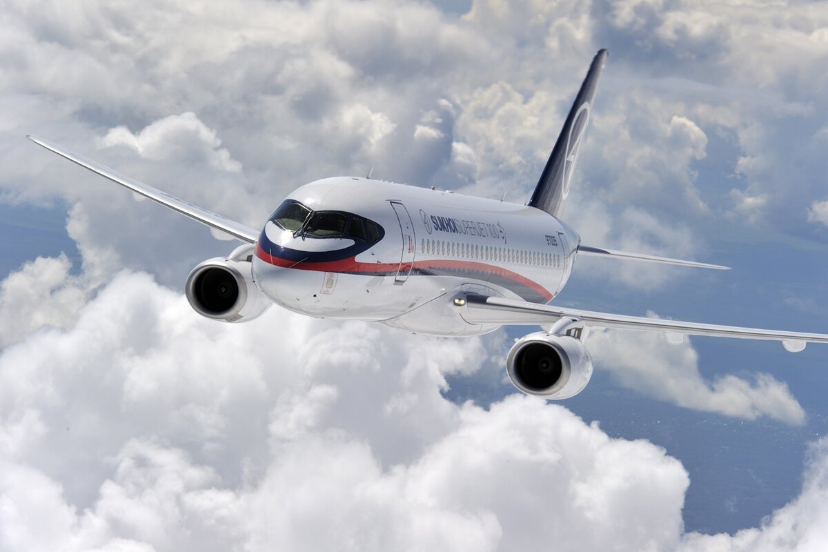 SSJ-100