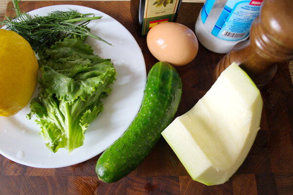 Летний салат из кабачков: Свежий, с кислинкой