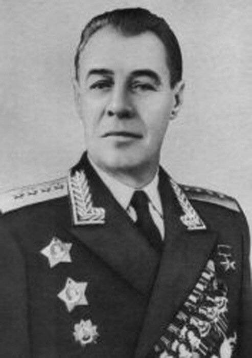 .Маркиан Михайлович Попов (1902 — 1969).