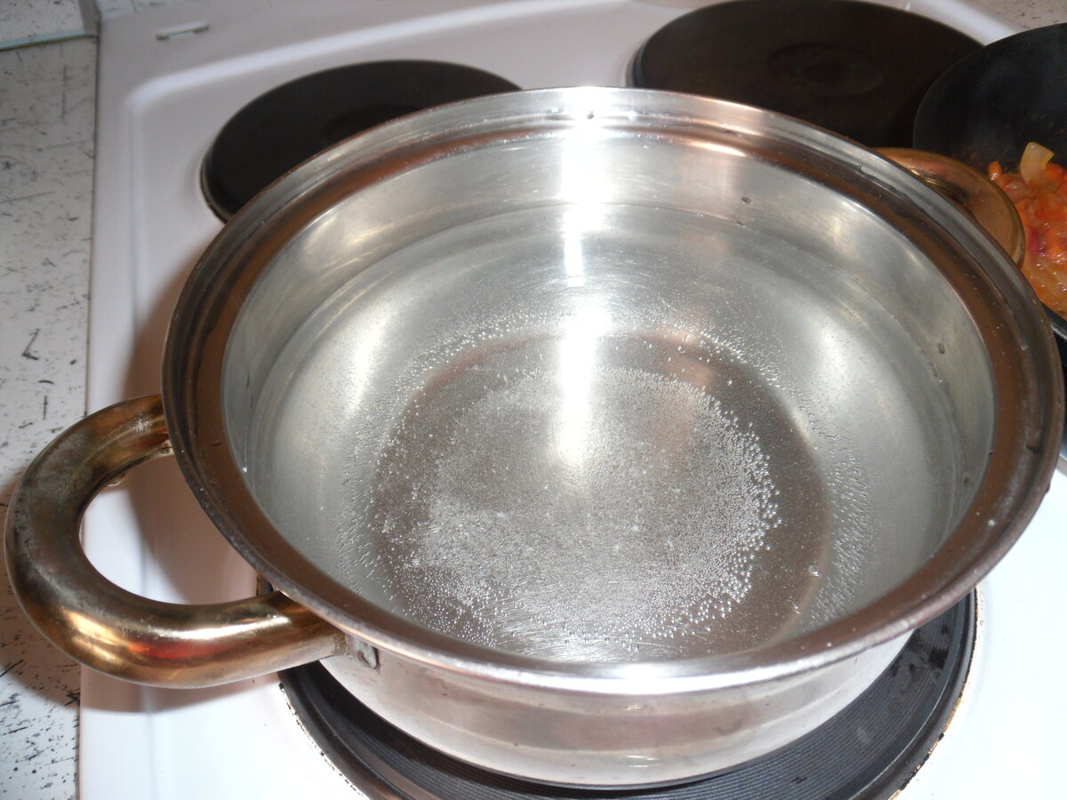 Доводим до кипения воду