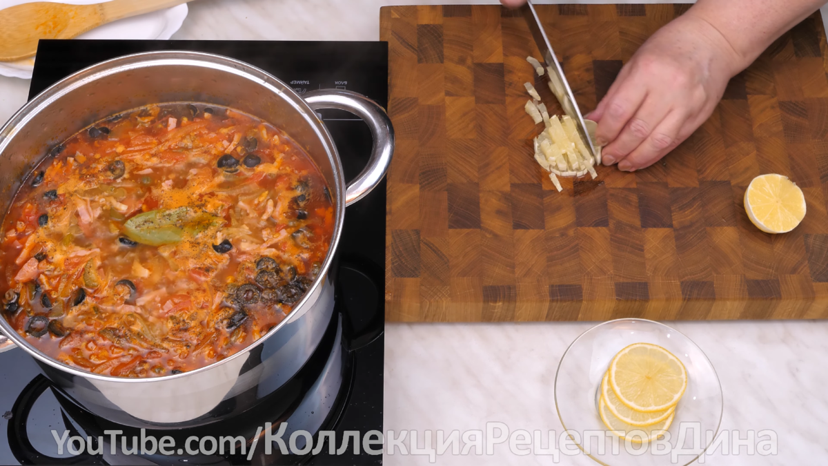 Классическая сборная солянка с колбасой и курицей – пошаговый рецепт приготовления с фото