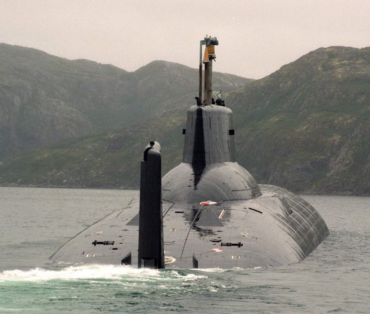 Кронштадт. Остров фортов. Апл " Акула" ( фото из открытых источников). 