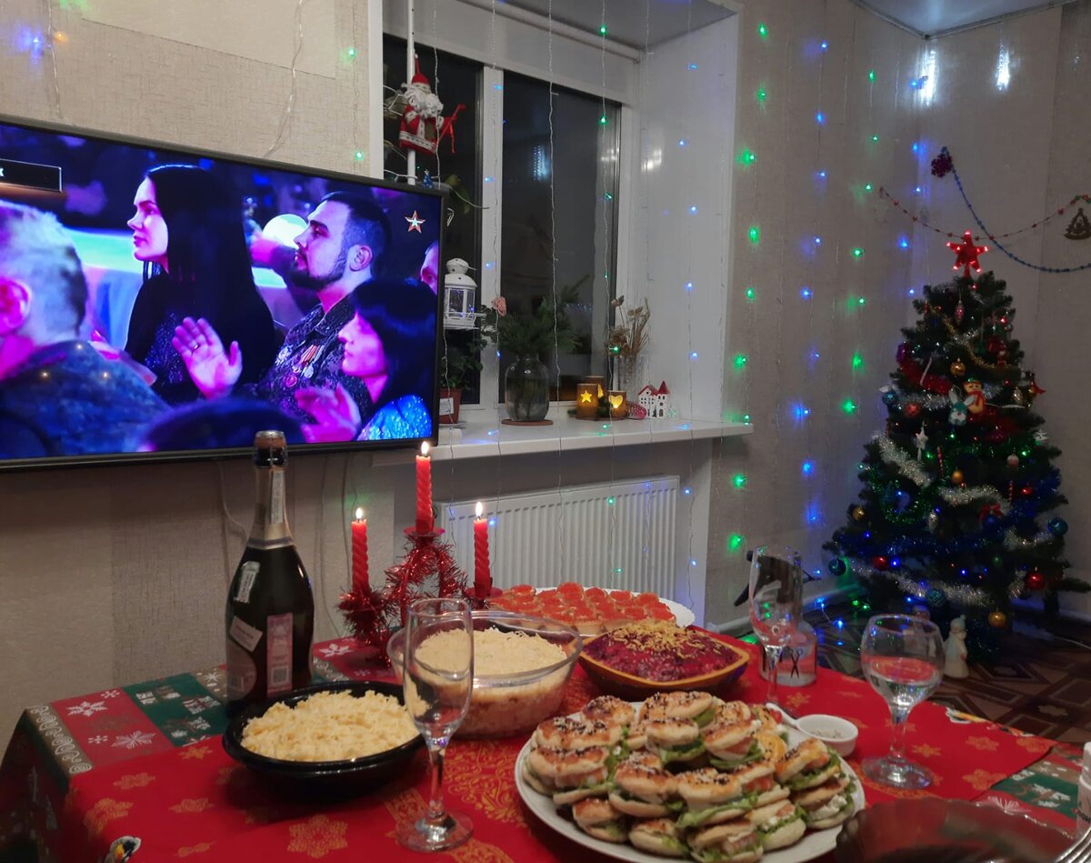 Наш скромный стол.