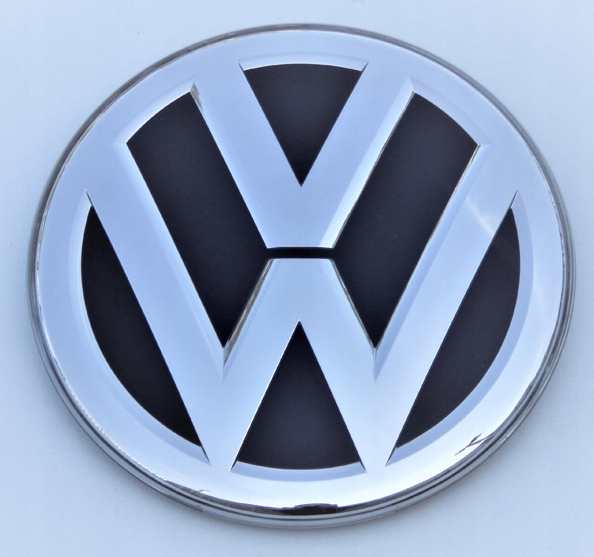 надпись пассат. значок фольксваген пассат б7. 3g0853601b dpj. значок фольксваген пассат б7. Allion toyota эмблема решетки.