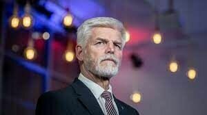     Генерал армии в запасе, бывший глава Военного комитета НАТО Петр Павел в ходе второго тура президентских выборов набрал 56,1% голосов. К настоящему времени обработаны уже 90% голосов избирателей.