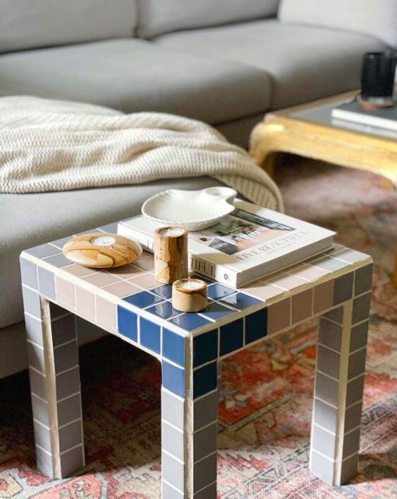 Декорируем стол при помощи мозаики: подробная инструкция