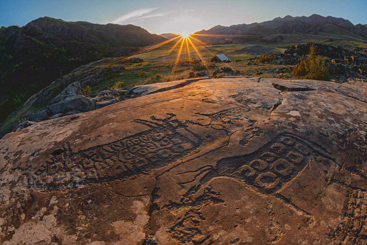 Петроглифы. Горный Алтай.