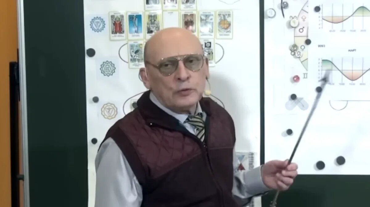 Александр Зараев дал новый прогноз. Фото: кадр из видео/YouTube-канал «Александр Зараев / Астролог»