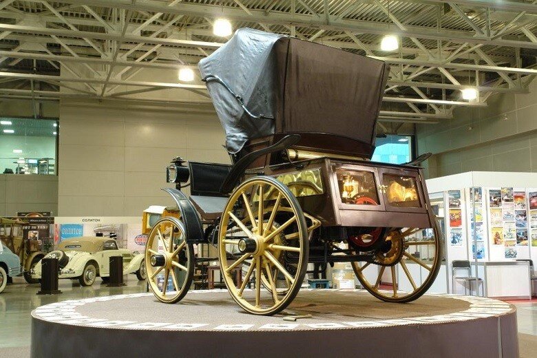 Автомобиль Фрезе и Яковлева сзади. Источник фото: drive2.ru