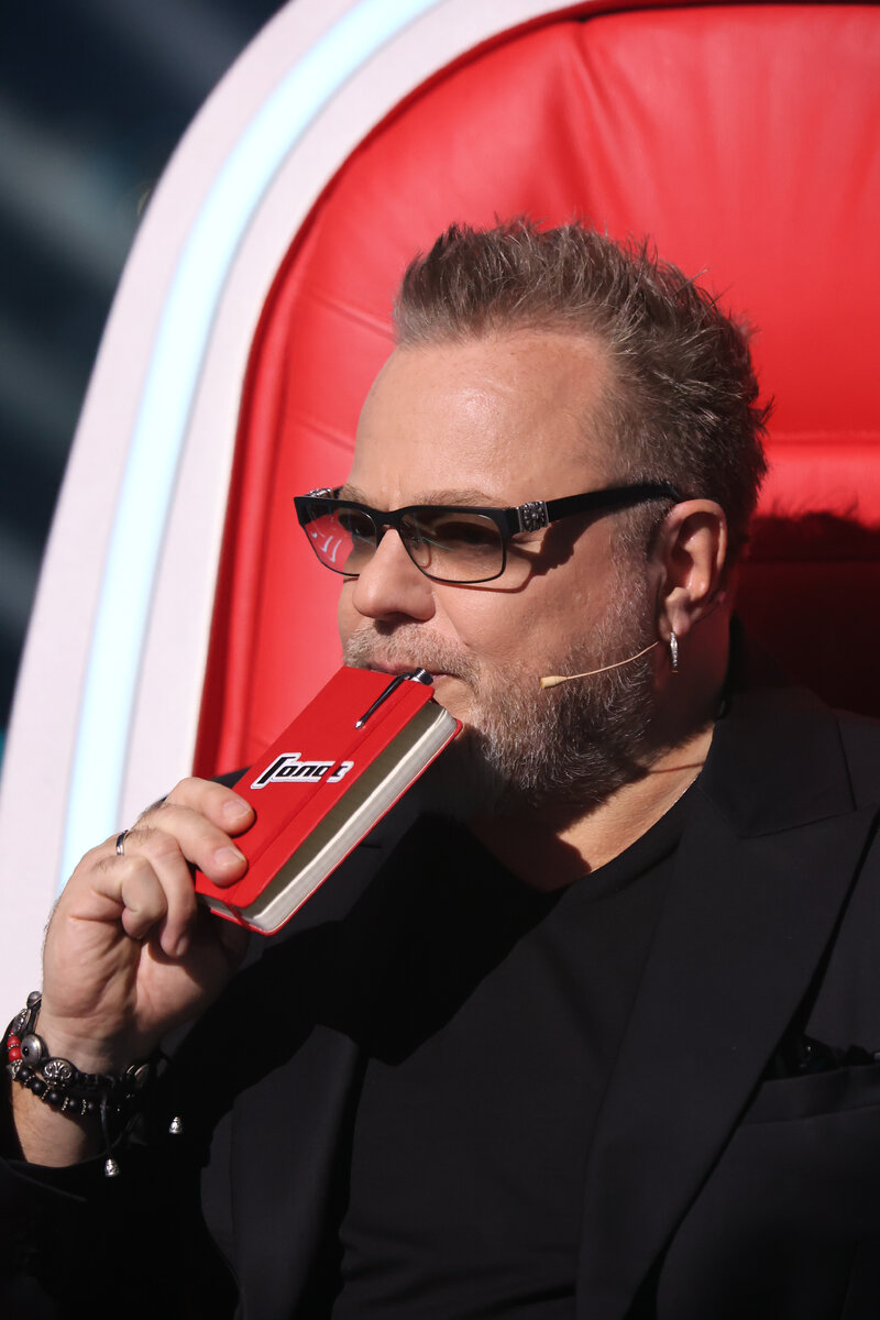 Владимир Пресняков-младший в качестве наставника в шоу "Голос". Фото: Первый канал