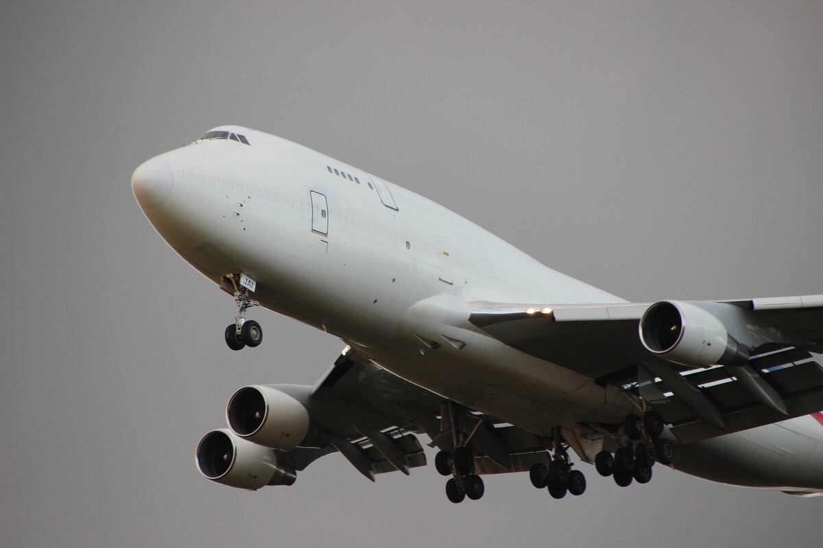 Грузовой Boeing 747