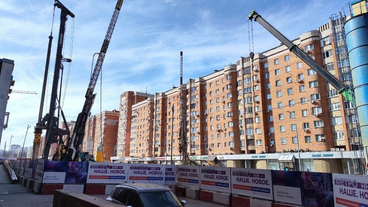     На стройплощадке новой станции метро «Сенная» в Нижнем Новгороде необходимо залить 469 буросекущих свай. Треть работ к сегодняшнему дню уже была выполнена, сообщается в Telegram-канале «МетроНН».