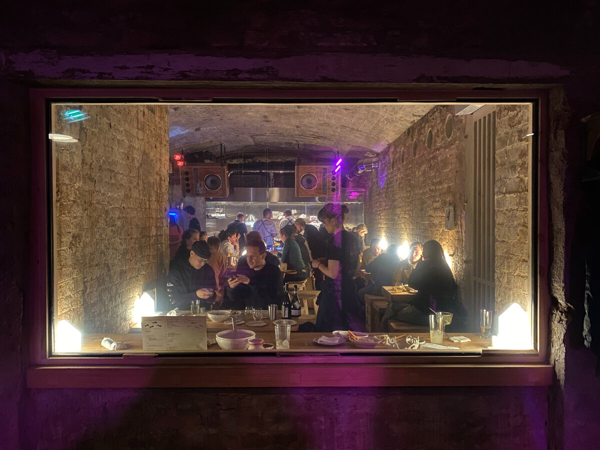 Пивной бар в америке. Японский бар. Tabi бар. Tabi бар на солянке. Tabi бар.