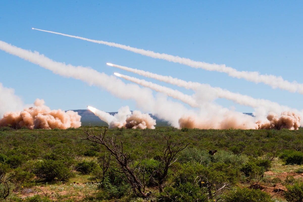 Химарс. M142 HIMARS. HIMARS Rocket. Снаряд HIMARS. HIMARS atacms.