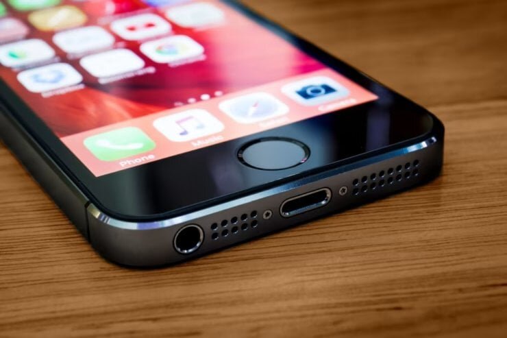    Чистить динамики на “пятерке” было реальной пыткой