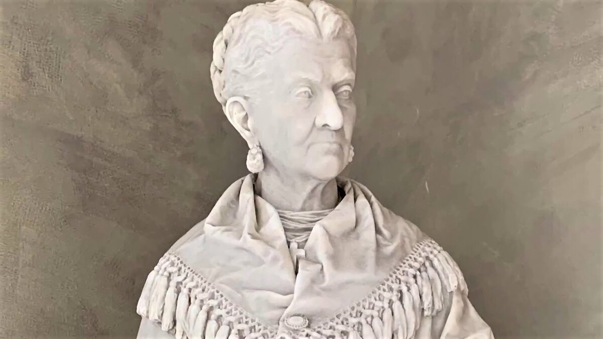 Катарина в мраморе.