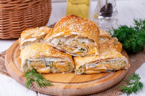 Запеченный лаваш с картошкой и сыром