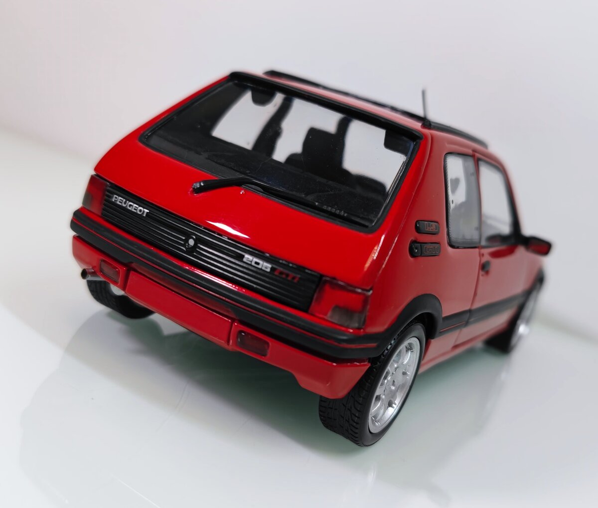 NOREV 1/18 - PEUGEOT 205 GTi 1.9 PTS Rims - 1991