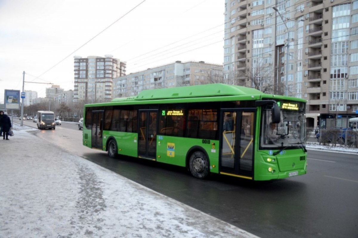    В Оренбурге на маршруты выходят не все автобусы из числа новых.