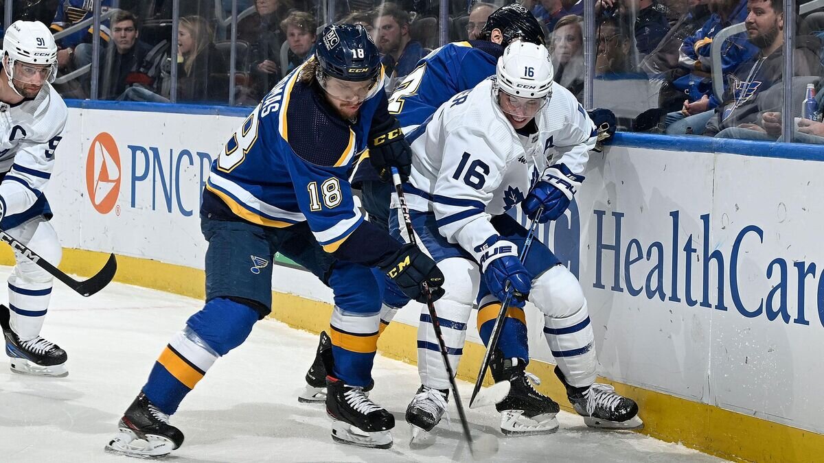    Эпизод матча "Сент-Луис Блюз" - "Торонто Мейпл Лифс"© Фото : nhl.com/blues