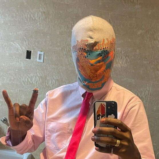     Теофилус Лондон нашелся