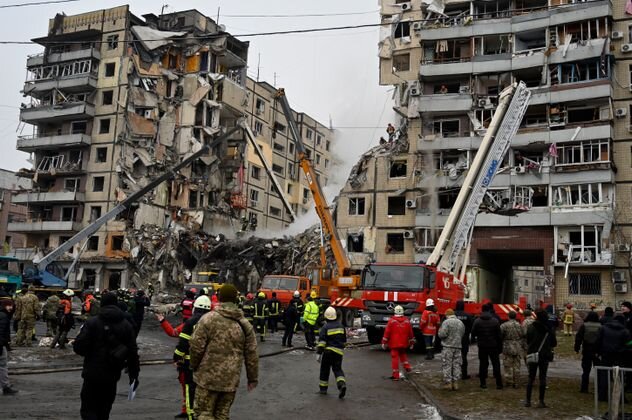    Разрушенный дом в Днепропетровске © Sergei Chuzavkov/Keystone Press Agency/Global Look Press