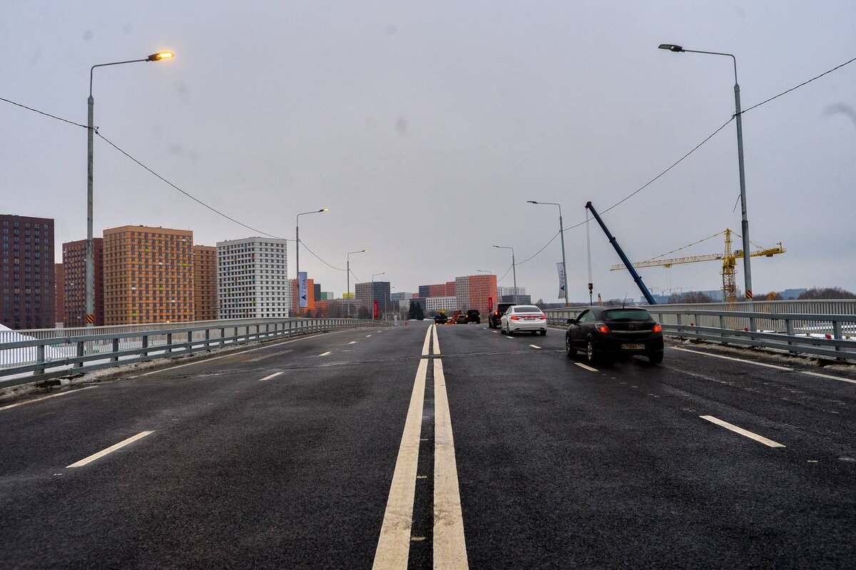 Какую дорогу открыли в москве. Солнцево Бутово Варшавское шоссе. Магистраль Солнцево Бутово Варшавское шоссе. Путепровод Солнцево Бутово Варшавское шоссе. Путепровод новое шоссе Варшавское шоссе.