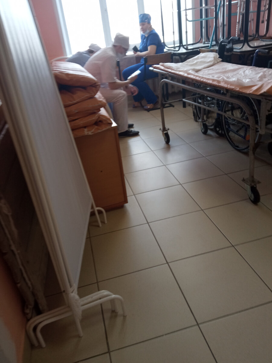 Вот на чем сидят мальчики - я лежала. Даже немного плспала