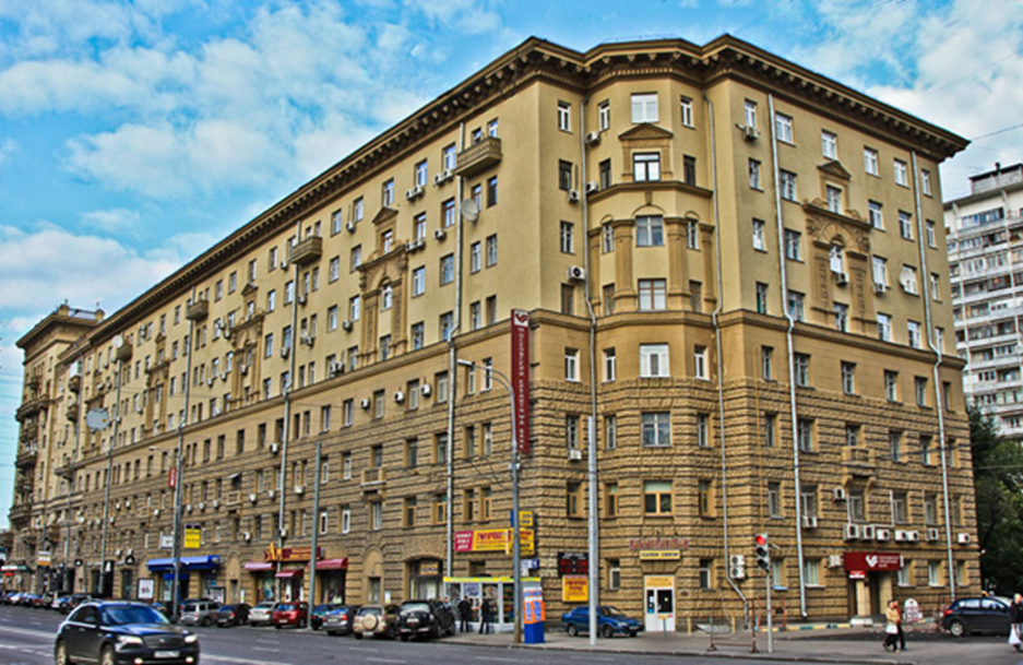 Здравствуйте уважаемые читатели и подписчики моего канала. Сегодня на календаре 25 января – день рождения Владимира Семеновича Высоцкого.-9