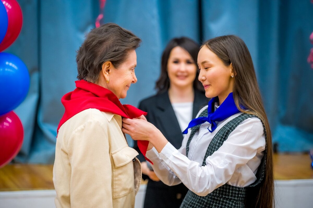 российское движение детей и молодежи движение первых логотип. движение первых знакомство. рддм движение первых. диана красовская большая перемена. движение первых знакомство.