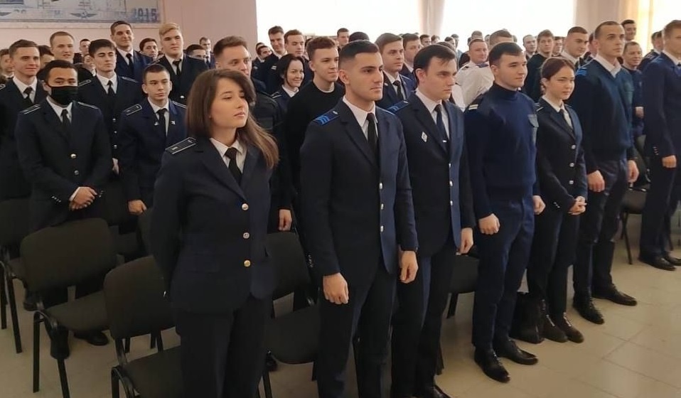  📷    Летчик-герой Дамир Юсупов посетил Бугуруслан Марина Шарт