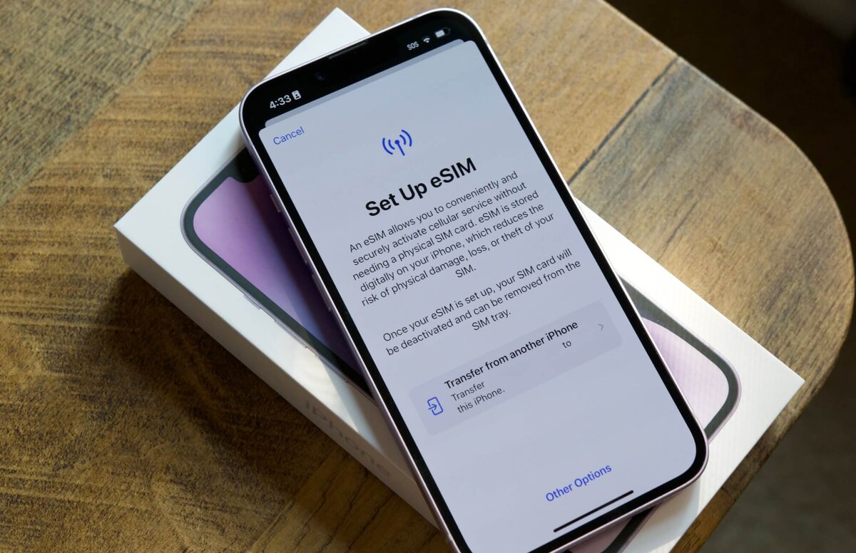 У iPhone 14 нет слота для физической SIM-карты. Что это значит для рядовых  пользователей? | GadgetPage | Дзен