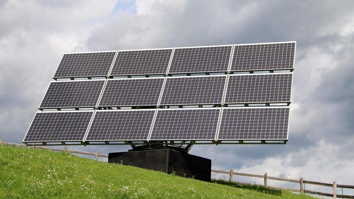    Установка с солнечными батареями:pixabay.com