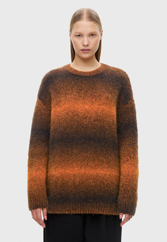 Джемпер, 13 900 9900 рублей smirnov  📷
