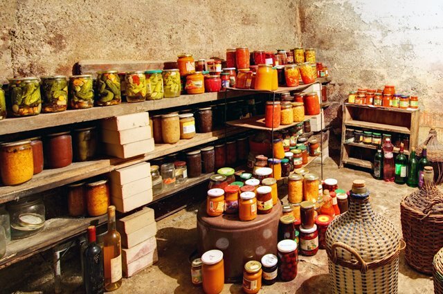    Как избавиться от плесени в погребе?