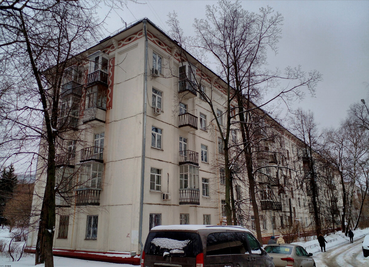 Рис. 1. Улица Расплетина, 17