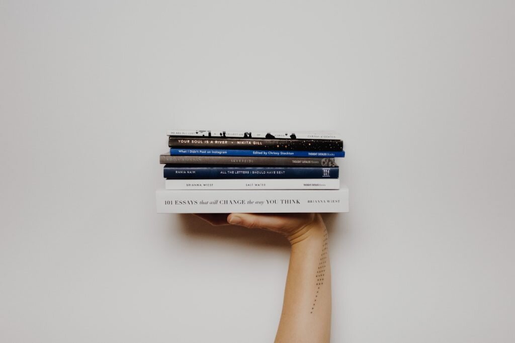 Книги ценнейшие учителя.