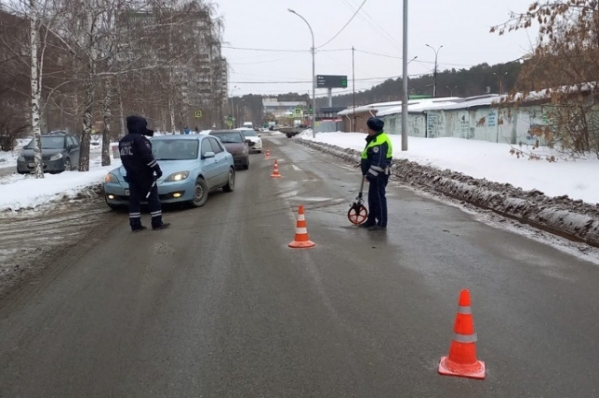    Маленькая девочка пострадала в массовом ДТП в Екатеринбурге