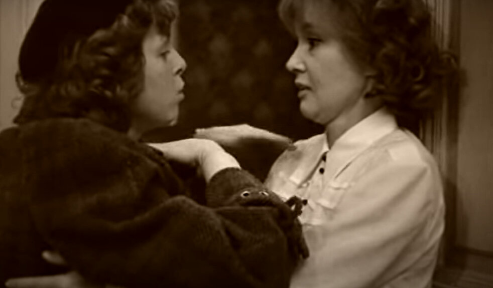 Молодая актриса волновалась: получится ли у неё сыграть с мэтрами нашего кино? Но всё сложилось удачно. Фото: Pinterest