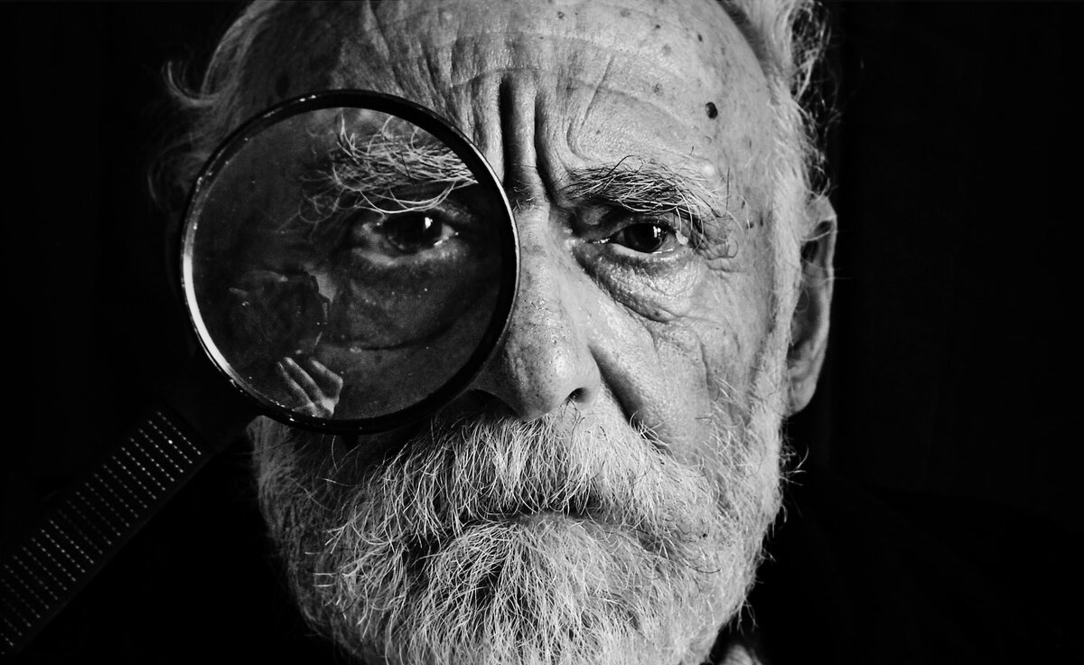    Мужской портрет хорошо смотрится в чёрно-белом варианте / Фото: unsplash.com