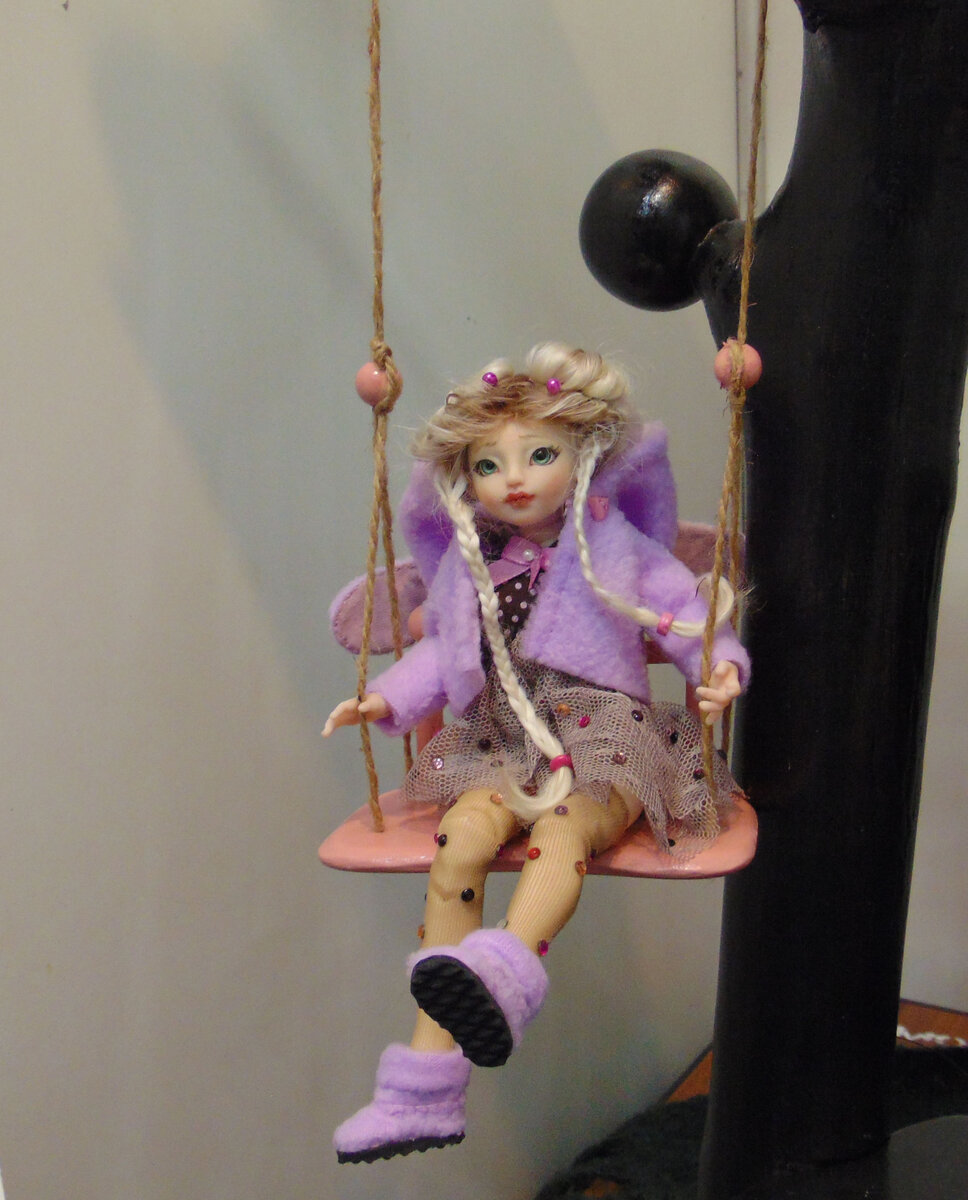 Сегодня международный день кукольника! Весь мир отмечается это праздник всего 20 лет, с 2003 г. Хотя искусство создания кукол намного древнее и оно очень многогранно.