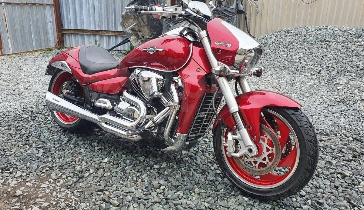      Suzuki Boulevard M109R