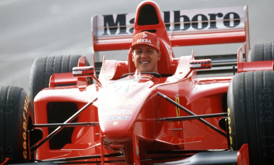    Легендарный гонщик Михаэль Шумахер - семикратный чемпион мира в классе «Формула-1». Фото: Global Look Press