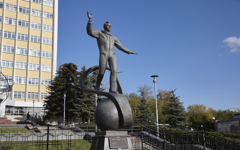    Гагарин в городе: какие объекты в Ижевске носят имя первого космонавта